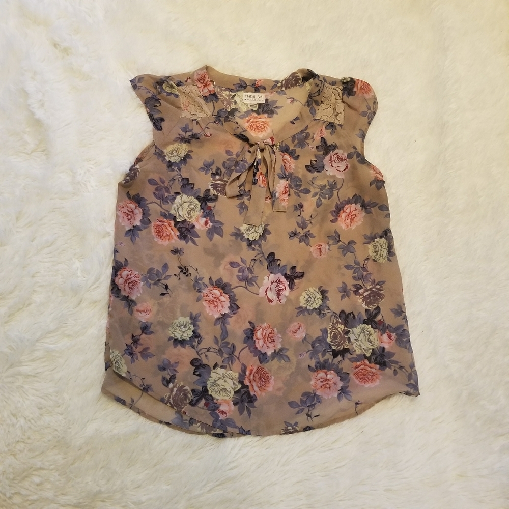 $5 sale! Midnight Sky Top